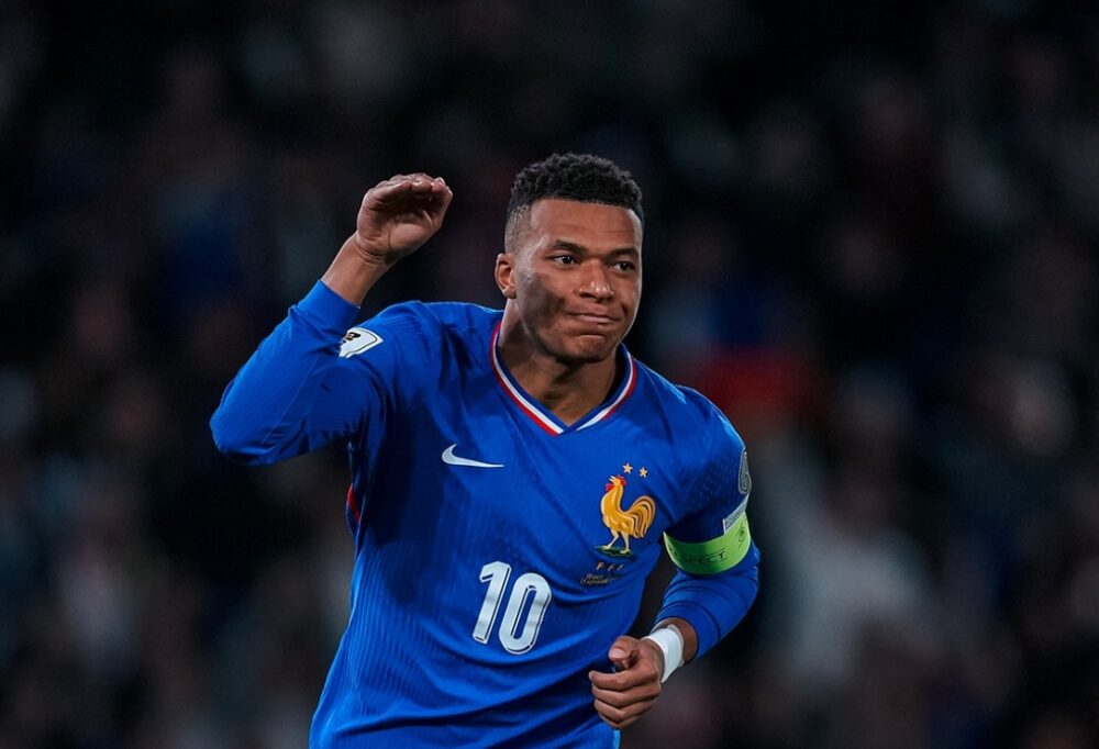 Kylian Mbappé Cetak Brace
